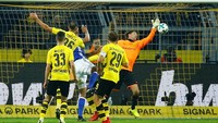 Di menit-menit akhir, kebangkitan Schalke ditutup oleh gol Naldo yang mengubah kedudukan menjadi 4-4. (Foto: Leon Kuegeler/REUTERS)