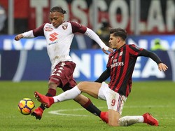 Milan Diimbangi Torino Tanpa Gol