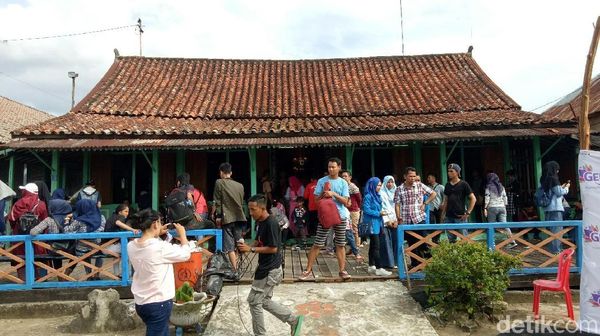 Foto: Pasar Baba Boentjit, Spot Wisata Baru dari Palembang