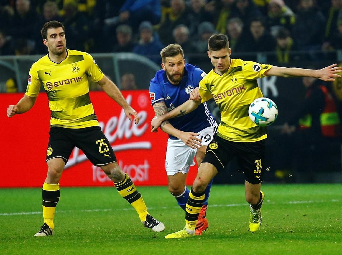 Borussia Dortmund vs Schalke 04 (Foto: Leon Kuegeler/Reuters)