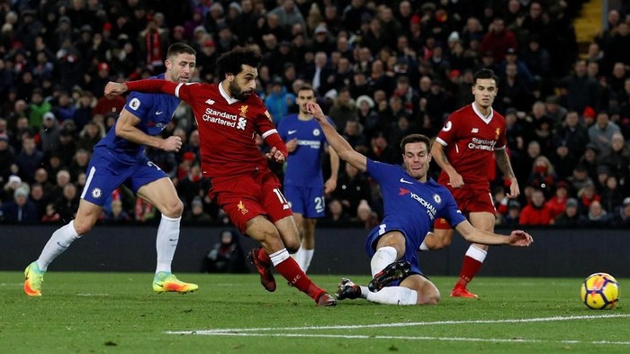 Soccer Football - Premier League - Liverpool vs Chelsea - Anfield, Liverpool, Britain - November 25, 2017   Liverpools Mohamed Salah scores their first goal     REUTERS/Phil Noble    EDITORIAL USE ONLY. No use with unauthorized audio, video, data, fixture lists, club/league logos or 