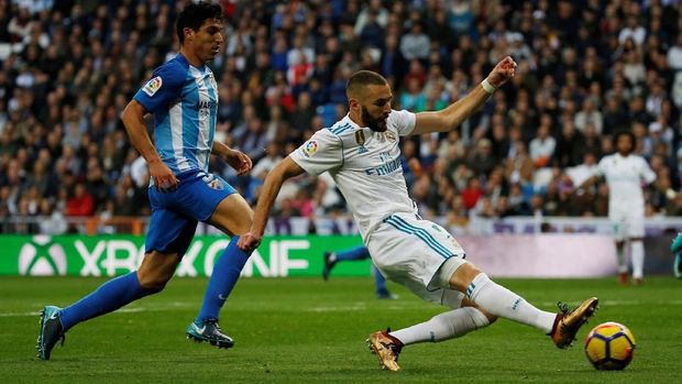 Masa depan Karim Benzema di Real Madrid masih tidak jelas lantaran performanya yang tidak kunjung membaik.
