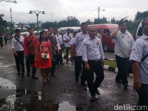 Pesta Bobby-Kahiyang Usai, Ini Kesan Para Relawan Pesta Bobby-Kahiyang Usai, Ini Kesan Para Relawan