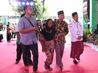 Bantuan untuk Korban Banjir Bandang di Lombok Timur