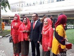 Menteri Kabinet Jokowi Hadiri Resepsi Kahiyang-Bobby di Medan