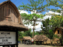 Yuk ke Pasar Pancingan di Lombok, Ada Gracia Indri Juga loh!