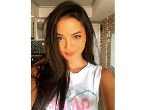 Putus, Erika Carlina Tak Musuhan dengan Aldi Maldini