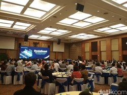 Sri Mulyani Sosialisasikan Aturan Bebas Denda Pajak 200% ke Pengusaha