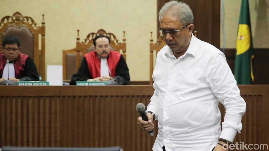 Eks Bos PT DGI Divonis 4 Tahun 8 Bulan Penjara Eks Bos PT DGI Divonis 4 Tahun 8 Bulan Penjara