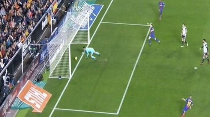 Rumah Taruhan Ini Sahkan Gol Hantu Messi
