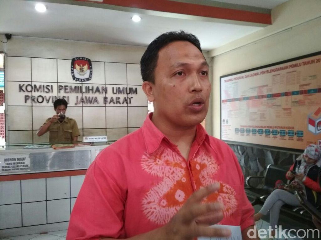 Anak Mendiang Kang Ibing Mundur Pencalonan DPD RI dari Jabar Anak Mendiang Kang Ibing Mundur Pencalonan DPD RI dari Jabar