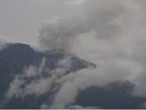 Erupsi Gunung Agung, Menpar Imbau Wisatawan Jangan Panik