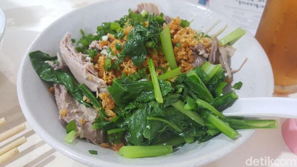 Sluurp! Ini Bihun Bebek Paling Mahal dan Paling Enak di Medan