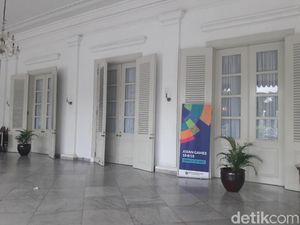 Ruang Tamu Balai Kota Remang-remang, Sandi: Untuk Saving Energy Ruang Tamu Balai Kota Remang-remang, Sandi: Untuk Saving Energy