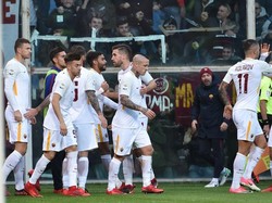 Roma Mengacaukan Kemenangannya Sendiri