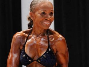 Kenalkan, Ernestine Shepherd Sang Body Builer Wanita Tertua di Dunia Kenalkan, Ernestine Shepherd Sang Body Builer Wanita Tertua di Dunia