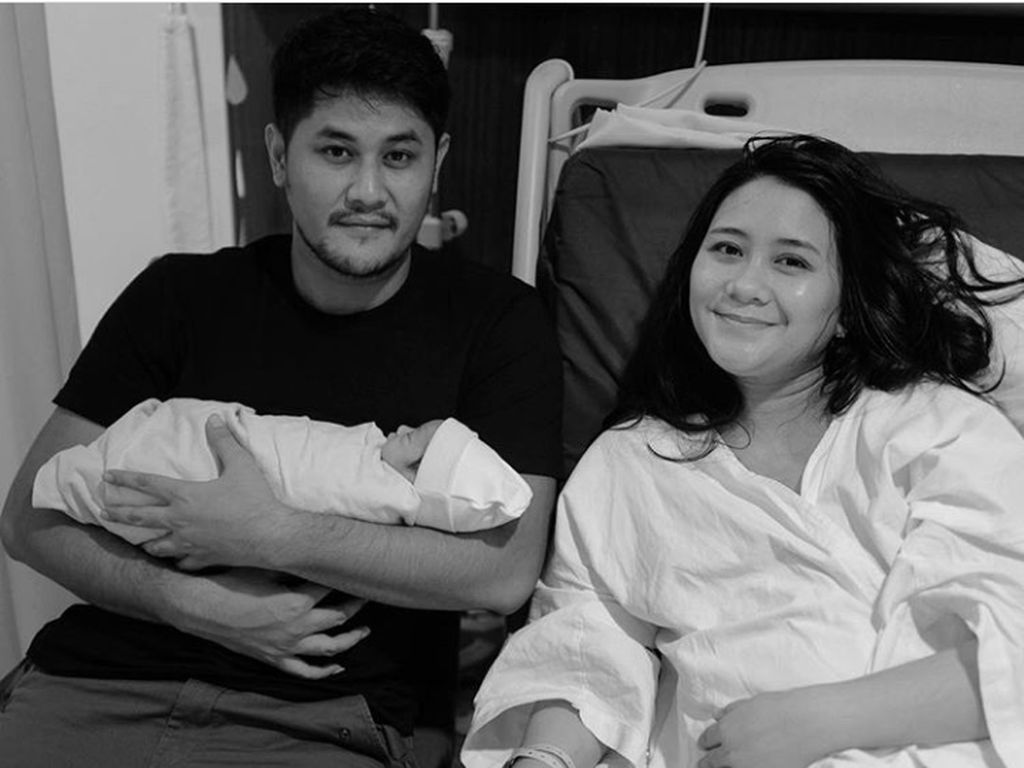 Masih Takut Urus Anak Sendiri, Ryana Dea Ngungsi ke Rumah Orang Tua Masih Takut Urus Anak Sendiri, Ryana Dea Ngungsi ke Rumah Orang Tua