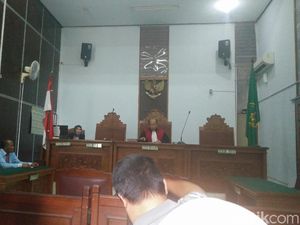 Jaksa Tak Hadir, Praperadilan Kepala BKKBN Ditunda 1 Minggu Jaksa Tak Hadir, Praperadilan Kepala BKKBN Ditunda 1 Minggu
