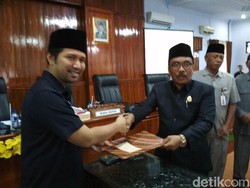 DPRD Trenggalek Sahkan APBD 2018, Defisit Rp 24,7 Miliar