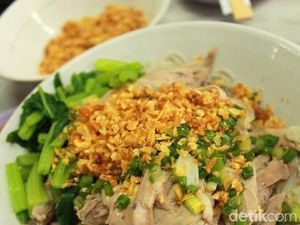 Mumpung Hari Sabtu, Yuk, Sarapan Bihun Bebek yang Gurih Mantap! Mumpung Hari Sabtu, Yuk, Sarapan Bihun Bebek yang Gurih Mantap!