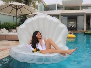 Ini Erika Carlina yang Mulai Blak-blakan Hubungannya dengan Aldi Maldini