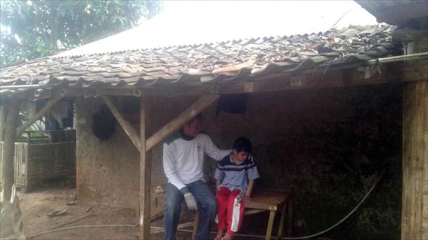 {MINGGU} 5 Kisah Tragis Anak Dikurung di Kandang hingga Diperlakukan Bak Binatang