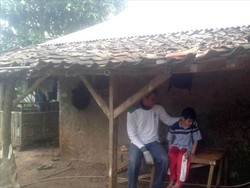 Anak Sukabumi Ini Dikurung di Kamar Sempit Selama 8 Tahun