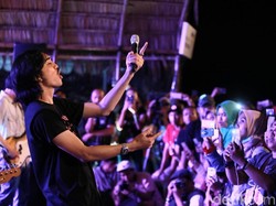 Lirik dan Chord Pemuja Rahasia oleh Sheila on 7