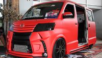 Si Bongsor Daihatsu Luxio Tampil Premium
