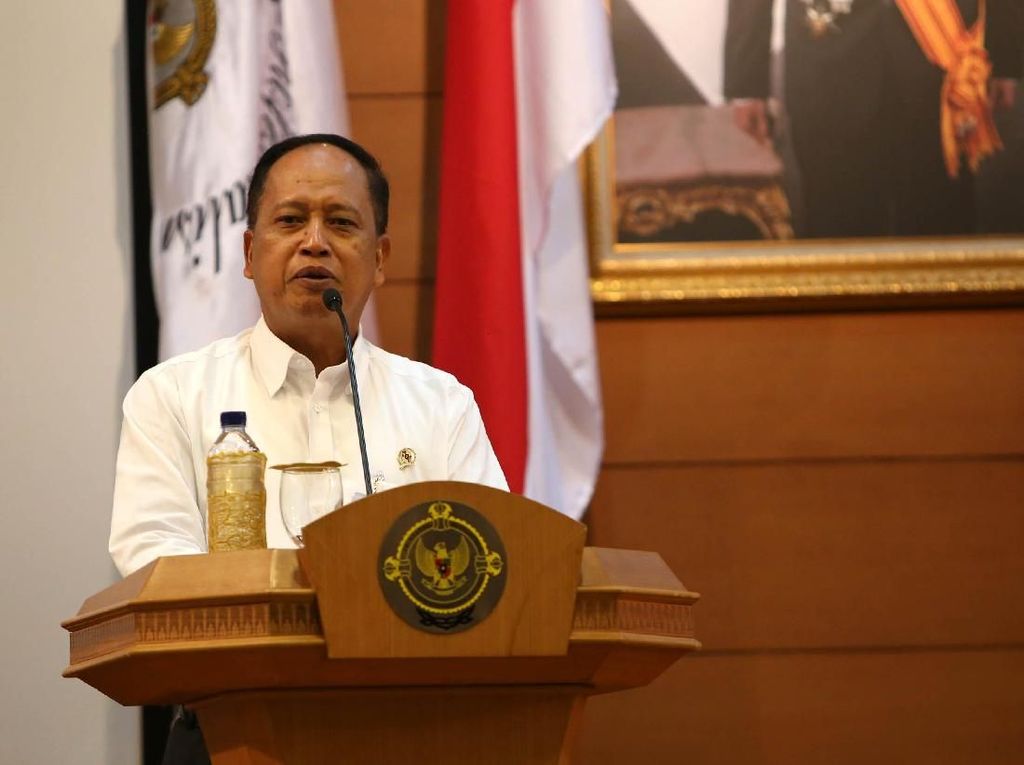 Menristek soal Rektor Asing: Untuk Peningkatan Kualitas, Bukan Penjajahan Menristek soal Rektor Asing: Untuk Peningkatan Kualitas, Bukan Penjajahan