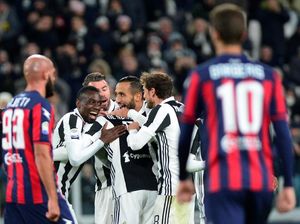 Juve Bekuk Crotone 3-0 Juve Bekuk Crotone 3-0