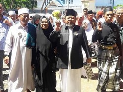 Calon Independen, Buya-Togelangi Daftar Pilwakot Palopo