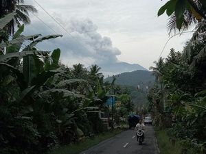 Dampak Abu Vulkanik Bagi Kesehatan Paru dan Penanganannya