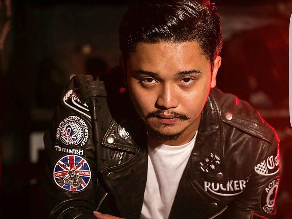 Mobil Ditabrak, Derby Romero Murka di Media Sosial Mobil Ditabrak, Derby Romero Murka di Media Sosial