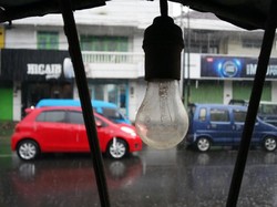 Menunggu yang Tak Kunjung Reda