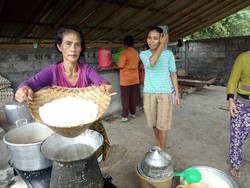 Logistik Pengungsi Gunung Agung di Karangasem Menipis