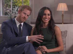 Kemesraan Pangeran Harry dan Meghan Markle dalam Interview Perdana