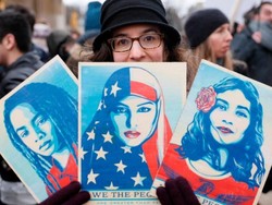 Usai Poster Barack Obama, Shepard Fairey Kritik Trump Lewat Poster Ini