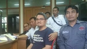 Foto: Saat Jonru Dilimpahkan ke Kejari Jaktim