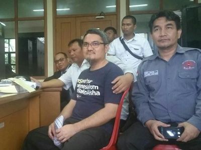 Foto: Saat Jonru Dilimpahkan ke Kejari Jaktim