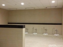 Video: Toilet Rp 5,7 M yang Disebut Sultan HB Ambune Kok Pesing