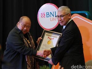 BNI Life Raih MURI