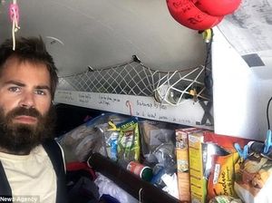 Bermodalkan Makanan Kedaluwarsa, Aktivis Ini Arungi Samudera Atlantik