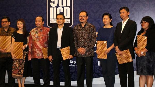 Penyerahan IICD Award