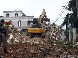 Tempati Lahan Kampus UIN Jakarta, 14 Rumah Dibongkar