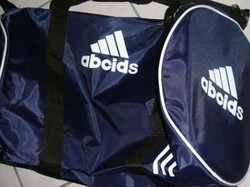 Adidas Mau Jual Reebok!