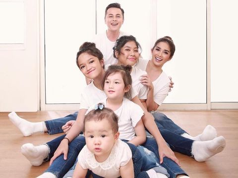 Berharap Cowok, Andhika & Ussy Terkejut Saat Tahu Jenis Kelamin Anak Ke-5