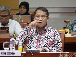Menkominfo Dukung Bank Indonesia Larang Bitcoin