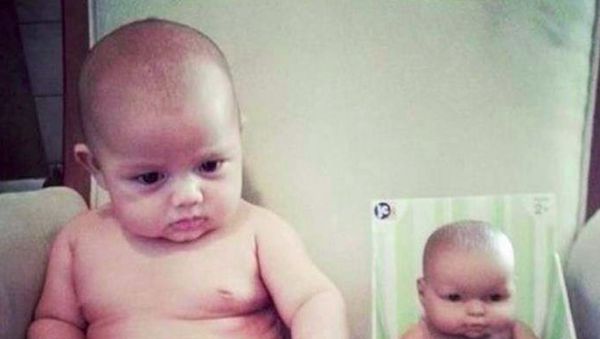 Hayo Tebak... Yang Mana Boneka, yang Mana Anak?