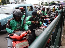 Ingin Tarif Naik, Driver Ojek Online: Biar Cicilan Motor Lancar